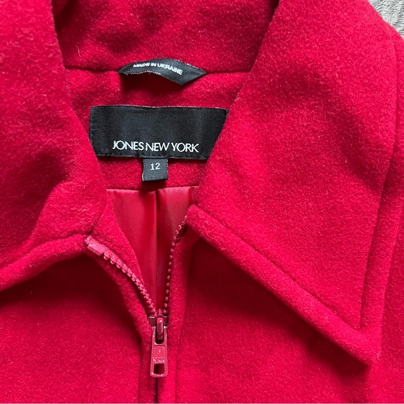 Jones New York Wool Blend Vibrant Red Full-Zip Lined Pea Coat Women's size 12 - Picture 4 of 9